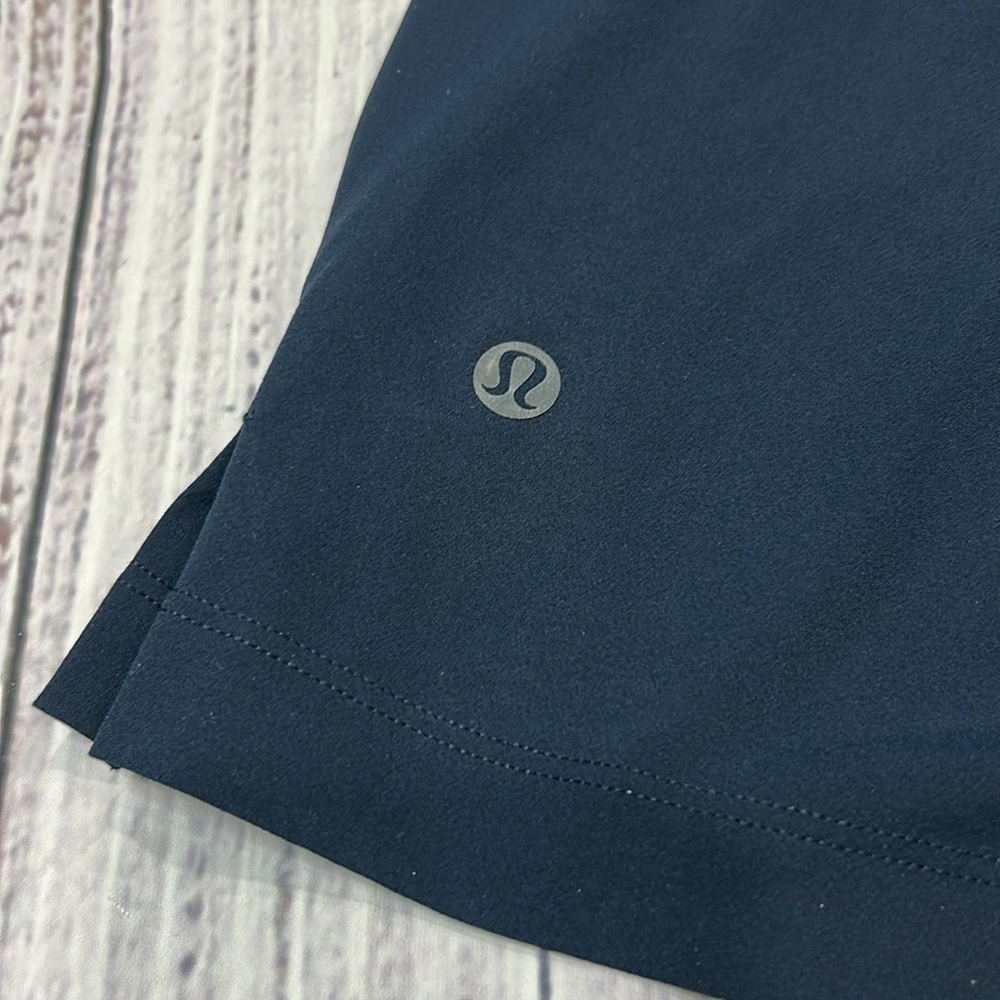 Lululemon Short 7” - Picture 6 of 9